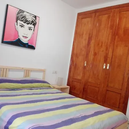 Apartamento Adela Apartmán *